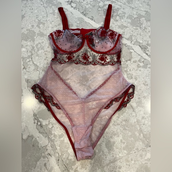 Victoria Secret NWT mesh floral bodysuit - Picture 1 of 3